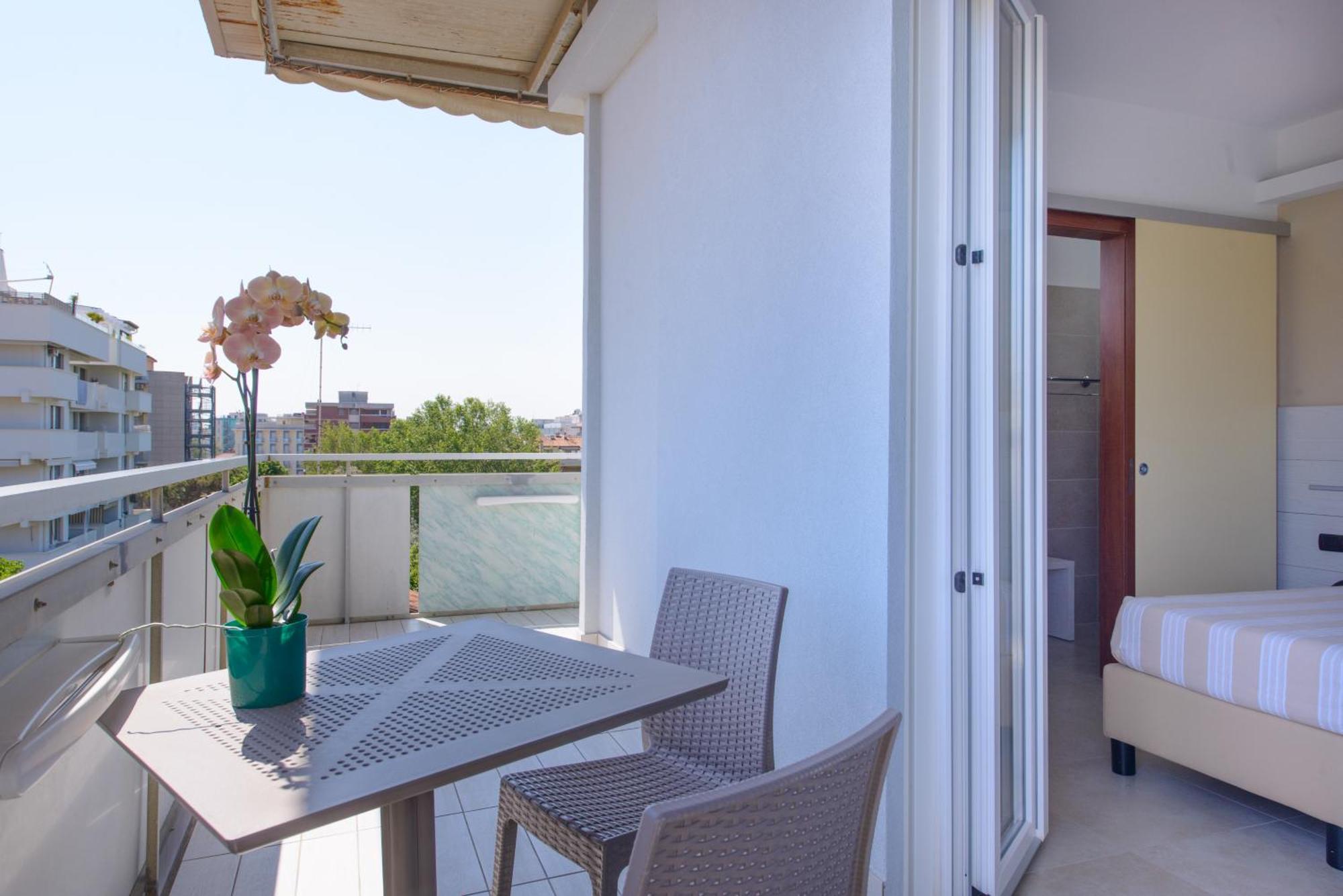 רימיני Hotel Sans Souci מראה חיצוני תמונה