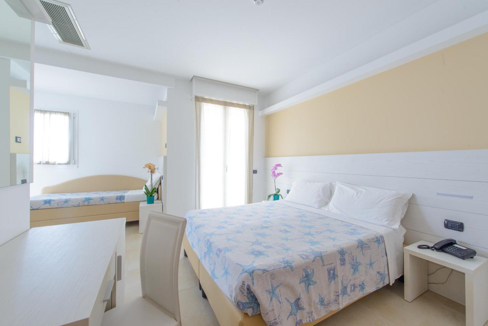 רימיני Hotel Sans Souci מראה חיצוני תמונה