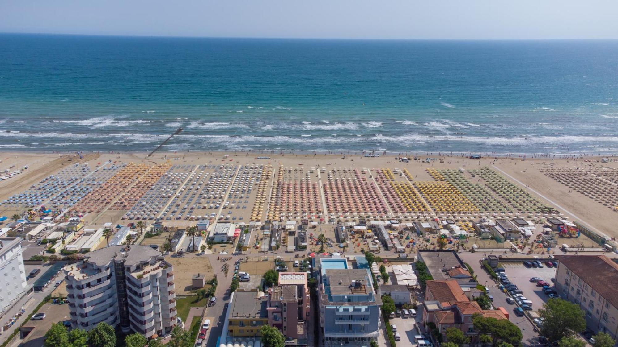 רימיני Hotel Sans Souci מראה חיצוני תמונה